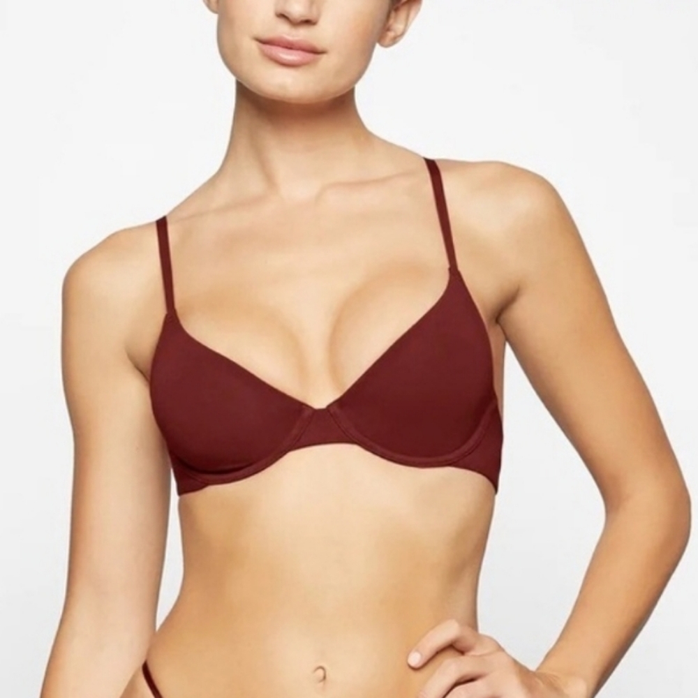 SKIMS COTTON JERSEY T-Shirt Bra/Sangria/38A, 40B/ NWT - Picture 3 of 15